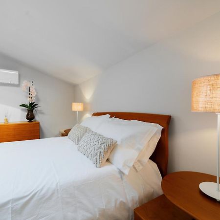 Casa Di Iaio - 90 M2 Apt With Free Wi-Fi, Netflix, Home Cinema & Parking Gorizia Bagian luar foto